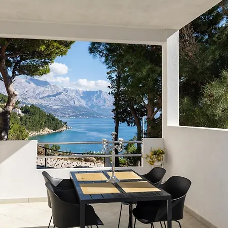 Apartament Petra *